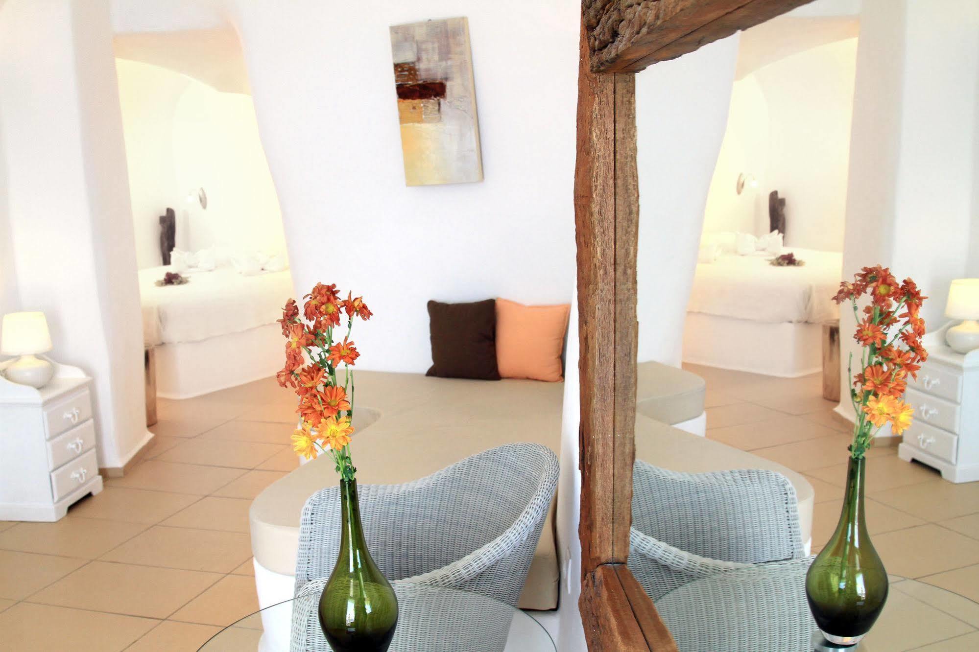 Finesse Suites Ia Exterior foto