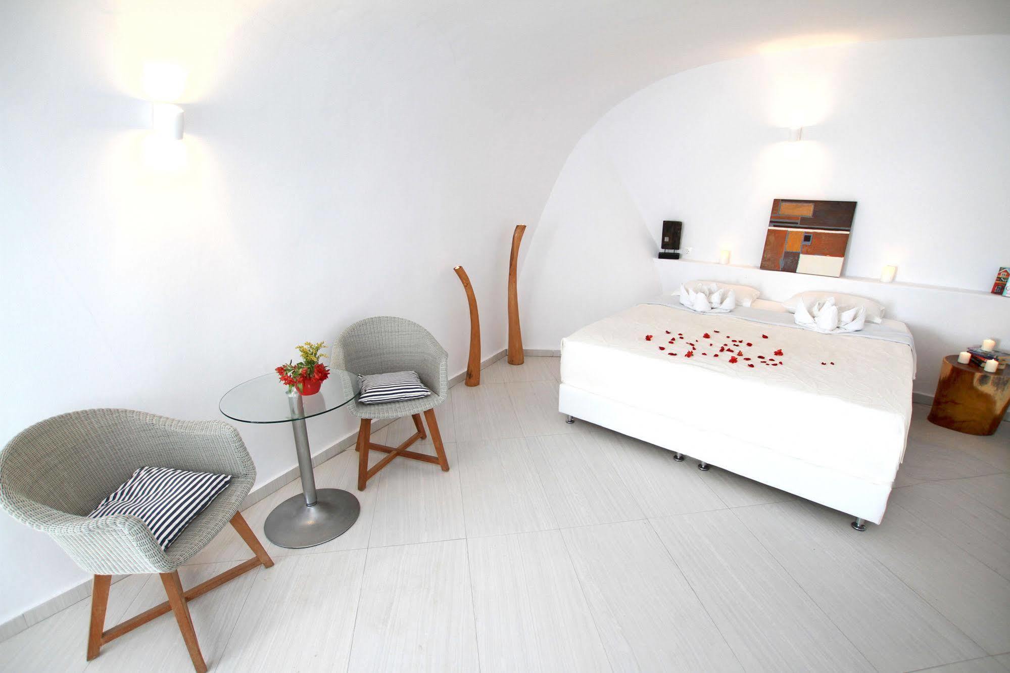 Finesse Suites Ia Exterior foto