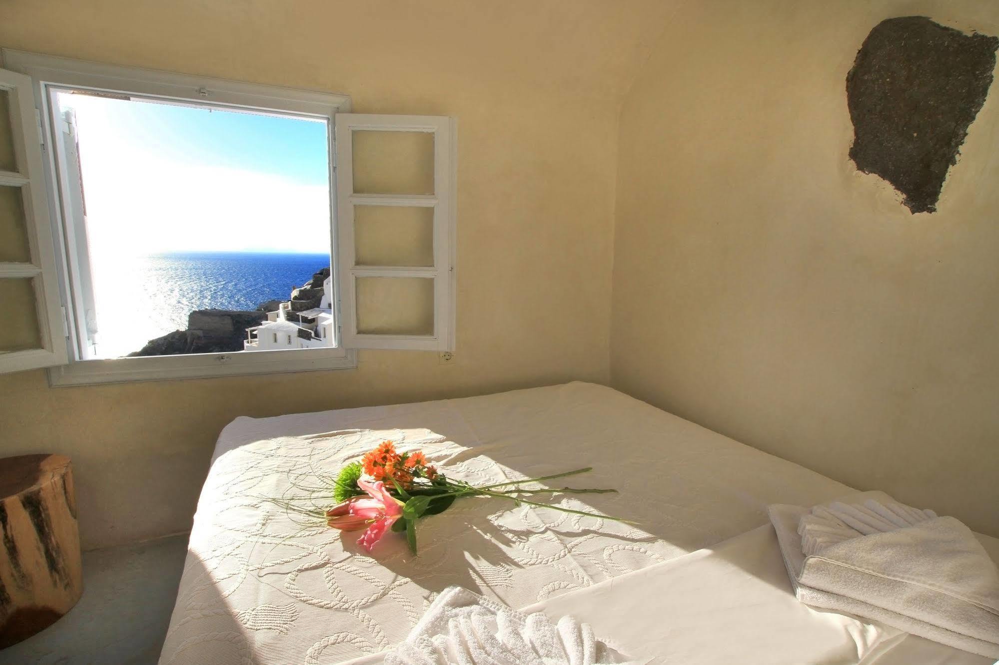 Finesse Suites Ia Exterior foto