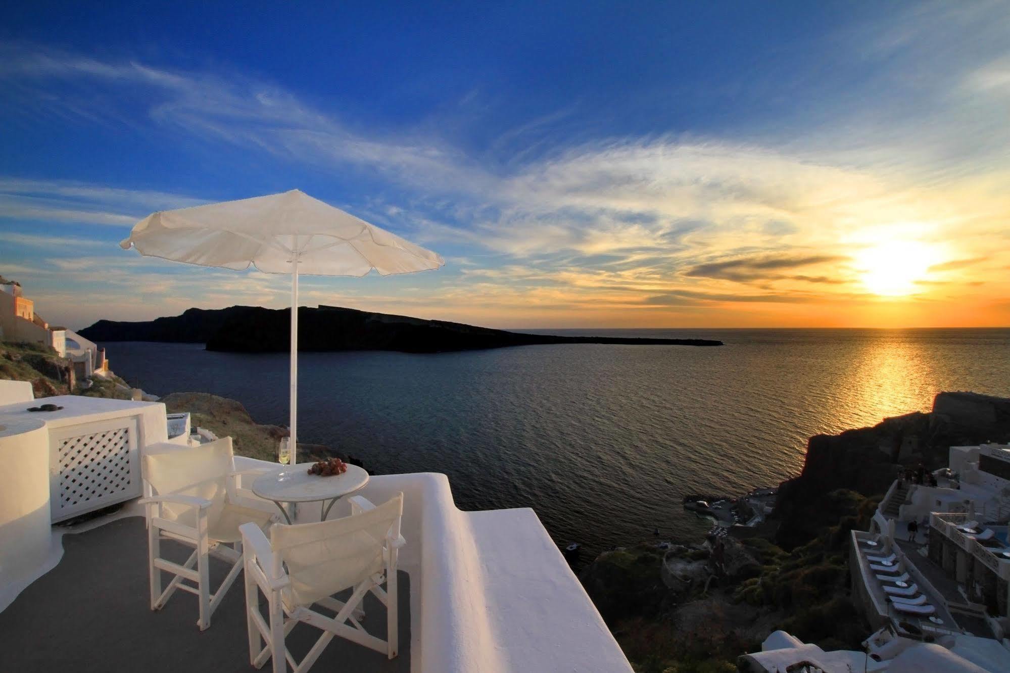 Finesse Suites Ia Exterior foto