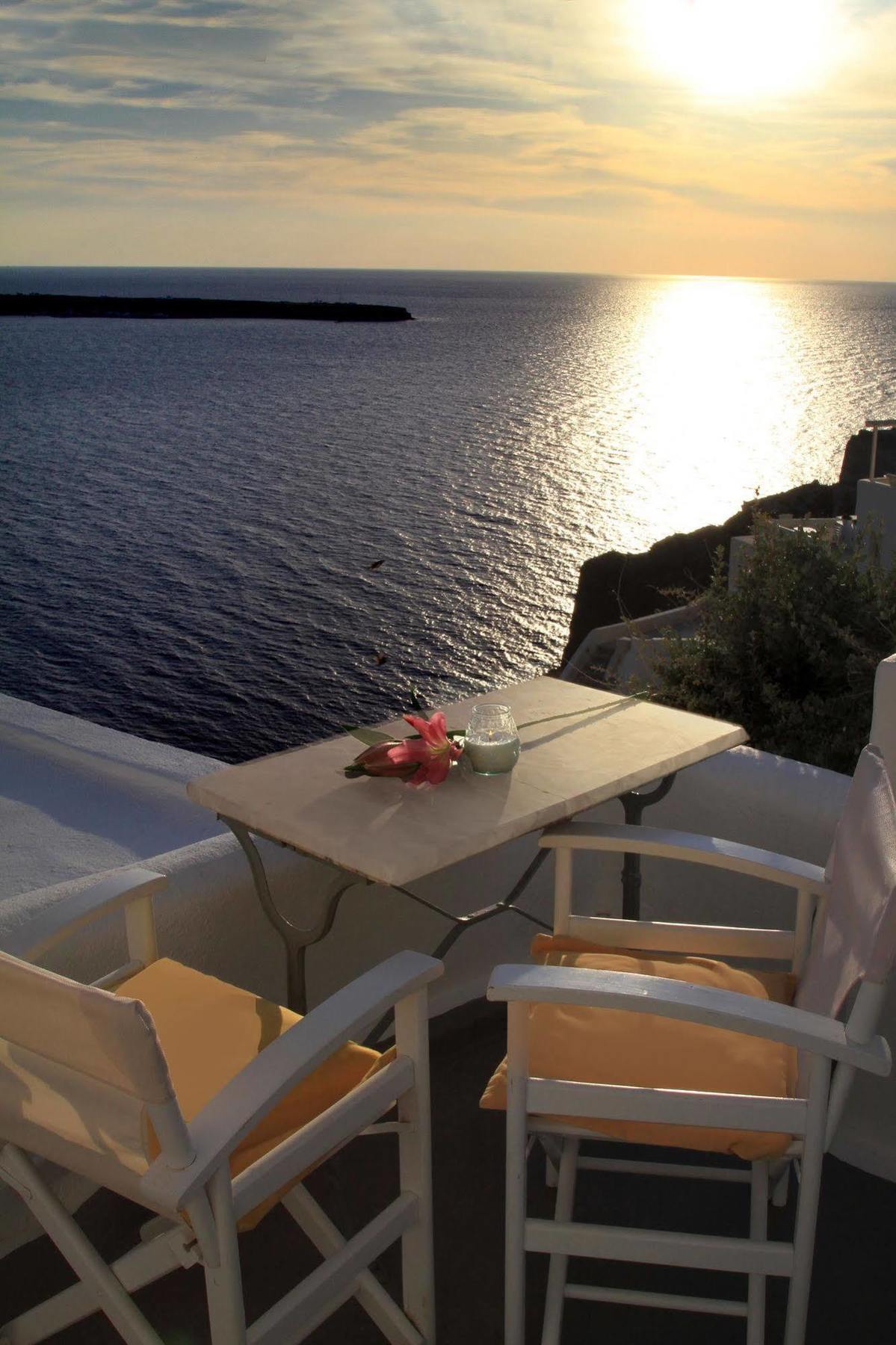 Finesse Suites Ia Exterior foto